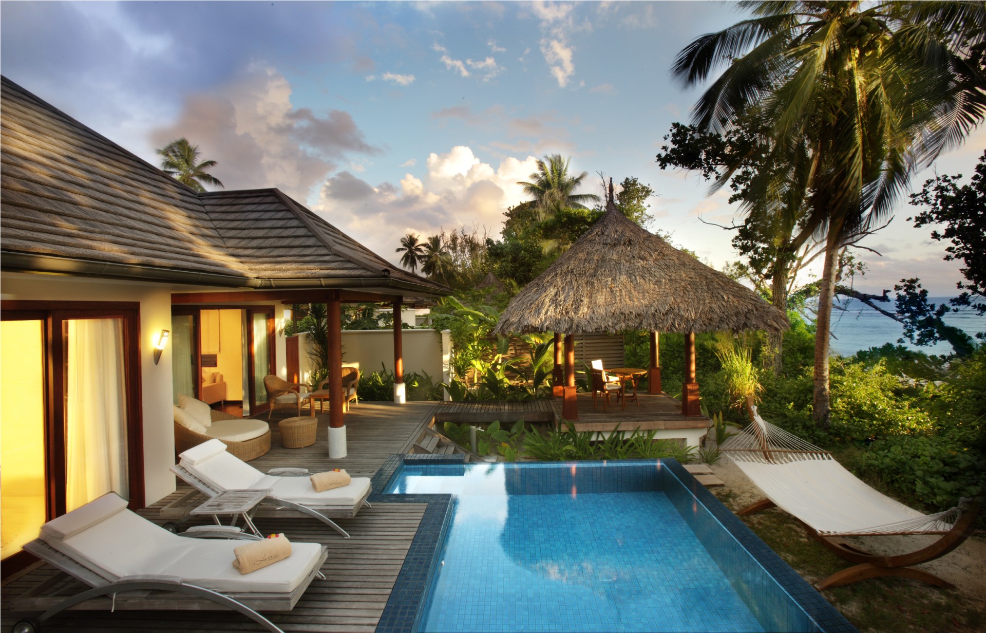 Hilton Seychelles Labriz Resort and Spa, Silhouette Island